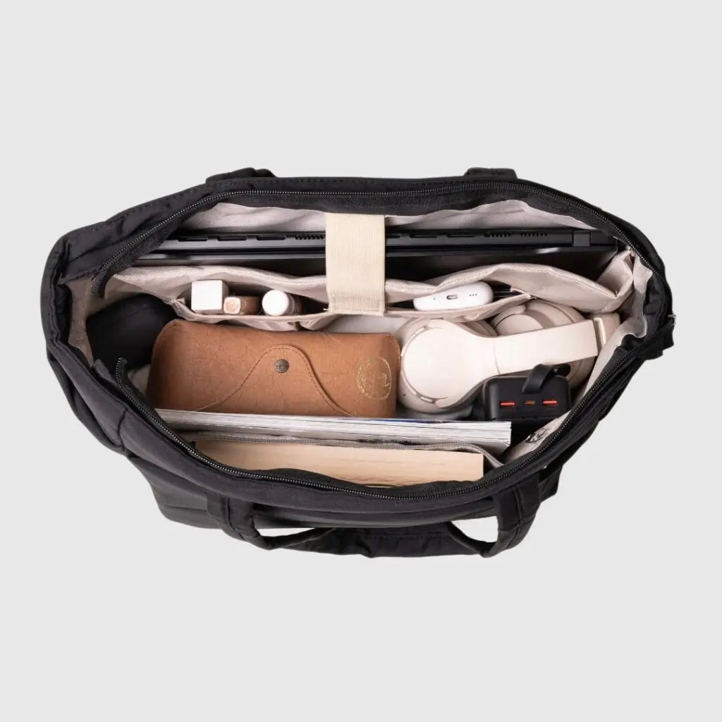 Vantellia · Quilted Soft-Touch Tote